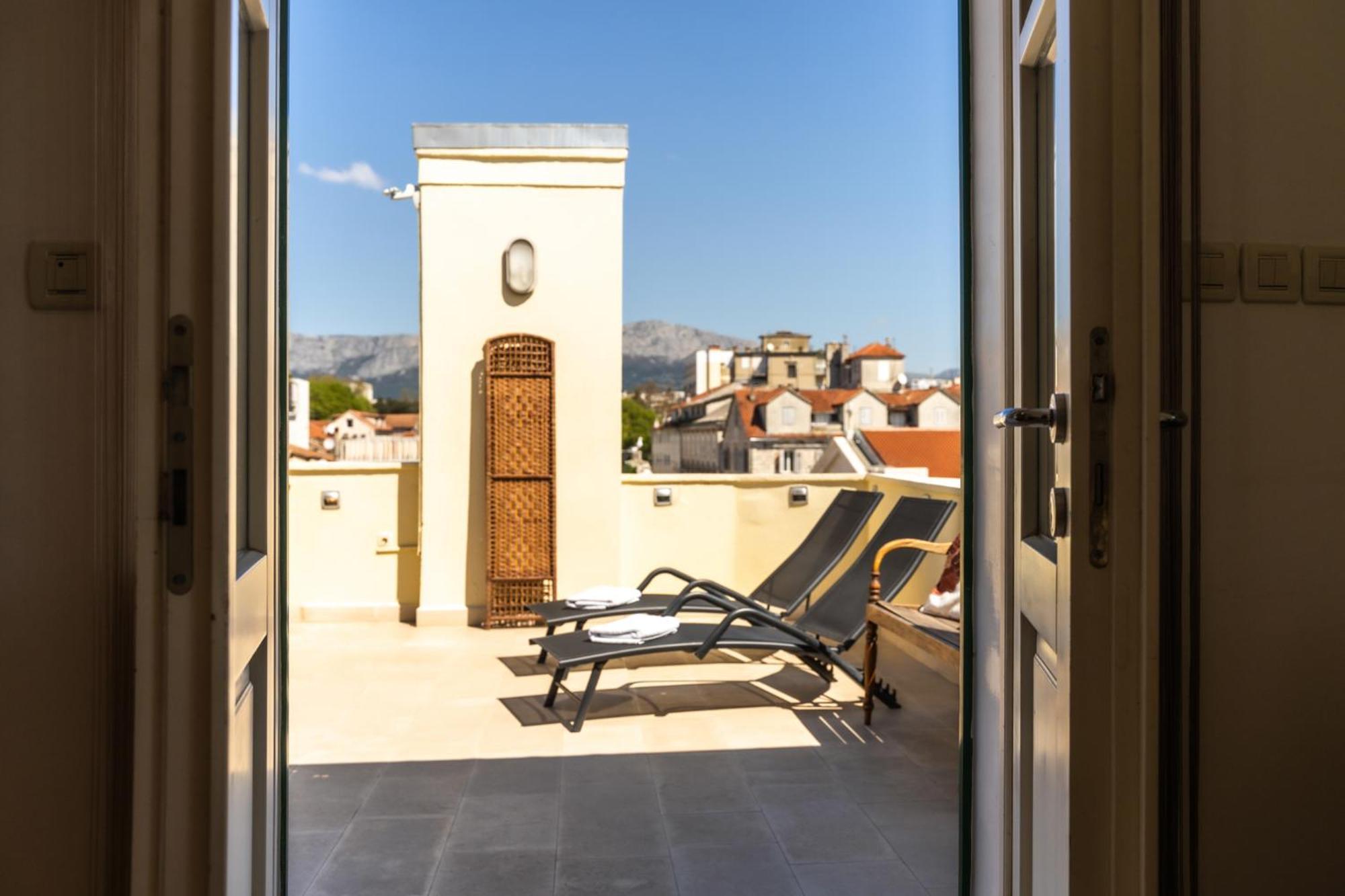 Апартаменты Terazza Grande In Diocletian Tower Сплит Экстерьер фото